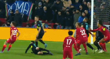 拜仁在联赛71次战胜斯图加特，创造德甲最多胜场纪录