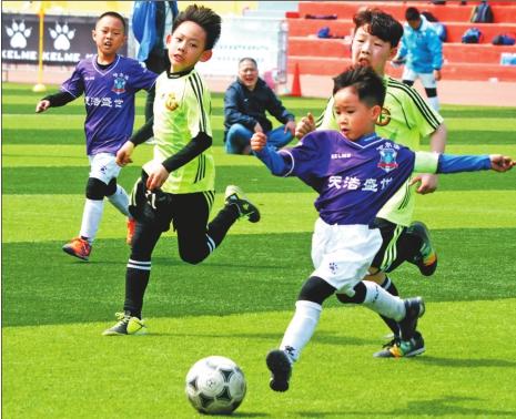 Rust正版授权，腾讯SOC新游《失控进化》首曝，4月16日测试