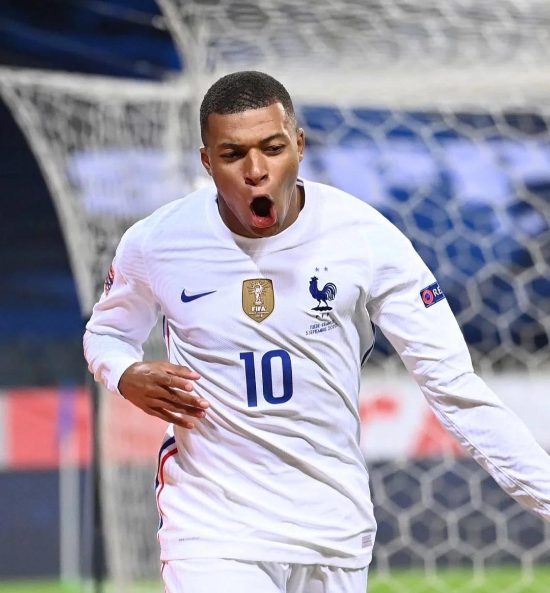 巴媒：内马尔已向教练与队友致歉，承认自己行为过激