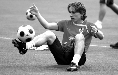 町田泽维亚3-1神户胜利船夺冠，藤尾翔太双响，相马勇纪破门