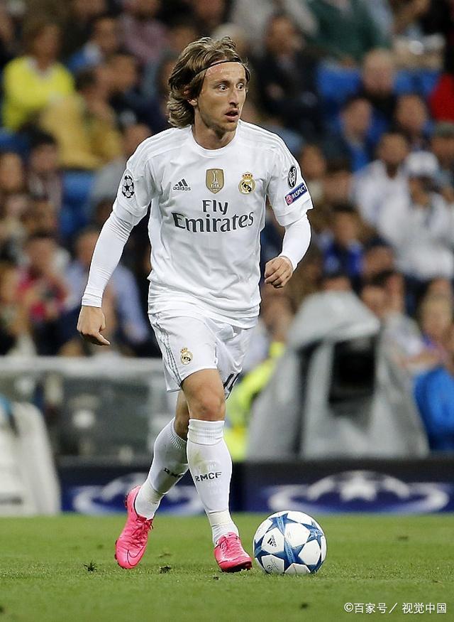 斯基拉：米兰近期密切关注雷恩18岁前锋穆罕默德-梅特