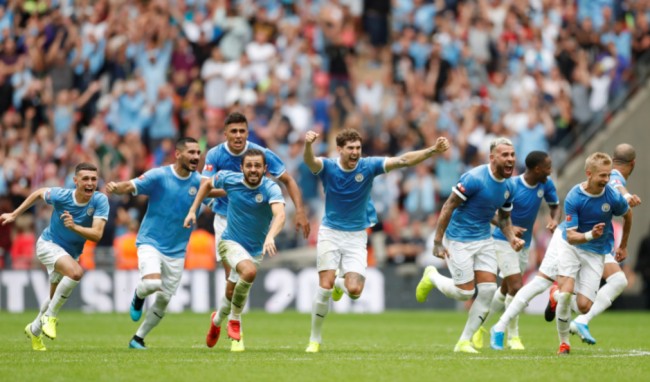 德劳伦蒂斯：在我们这个破主场里，一场只能赚300万欧