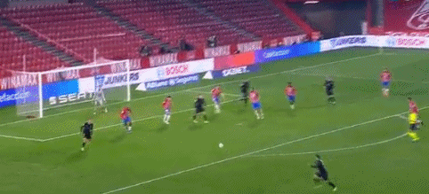 罗马诺：曼联并未与阿德耶米经纪人接触，也没与多特谈判