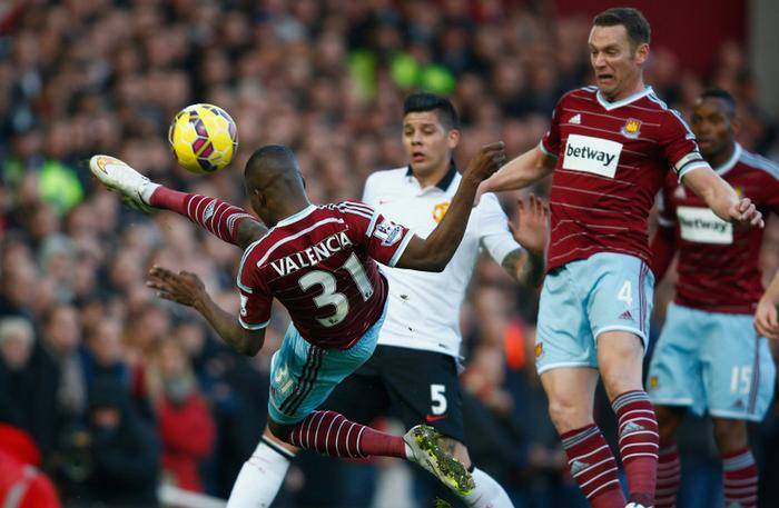 图片报：谢什科对加盟纽卡和曼联持开放态度，他更倾向于曼联